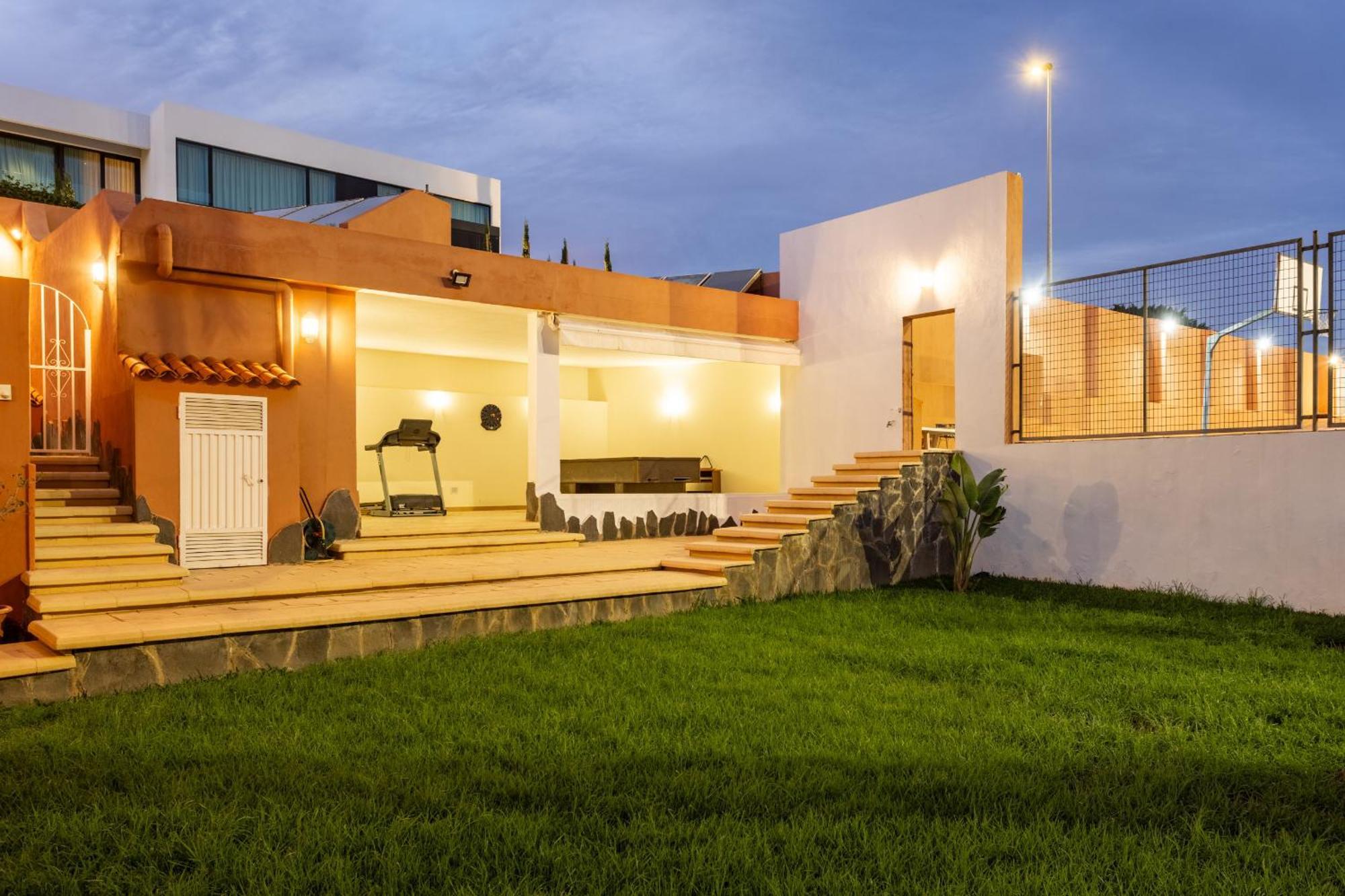 One & Only Sports And Relax Villa Heated Pool By Eden Rentals Tabaiba Екстер'єр фото