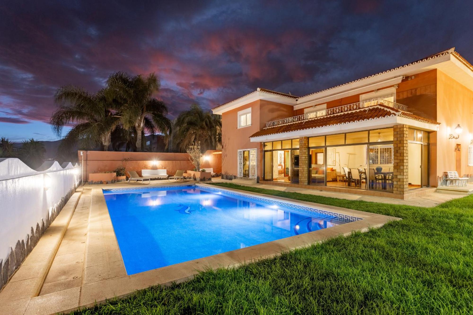 One & Only Sports And Relax Villa Heated Pool By Eden Rentals Tabaiba Екстер'єр фото